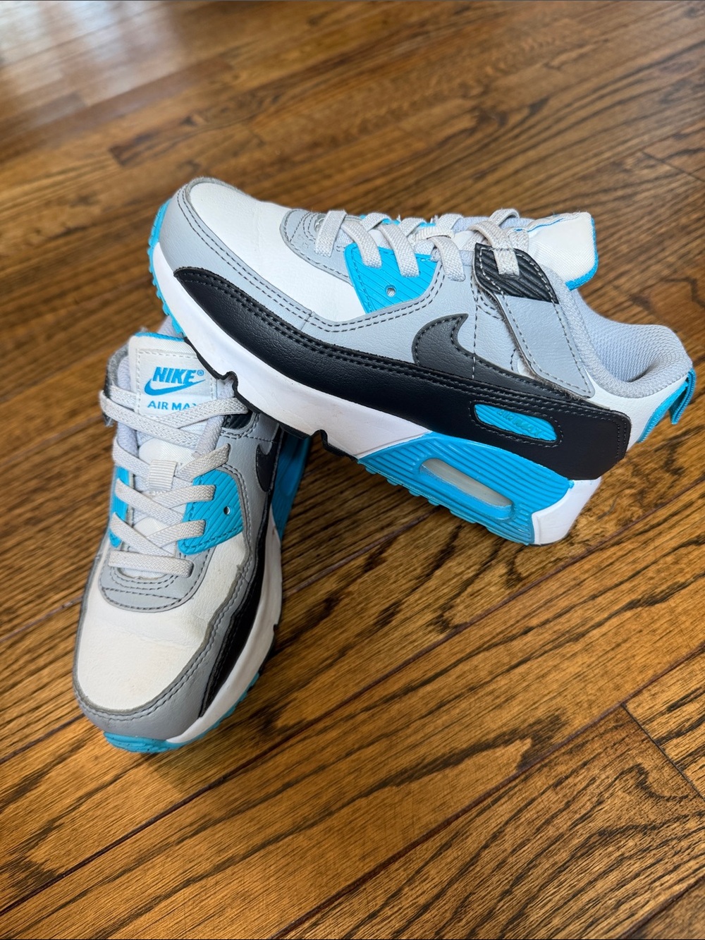 Nike Kids Air Max Sneakers in Light Gray, Black & Bright Blue